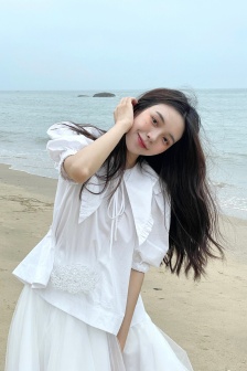 小乌酱黑白双丝交足视频